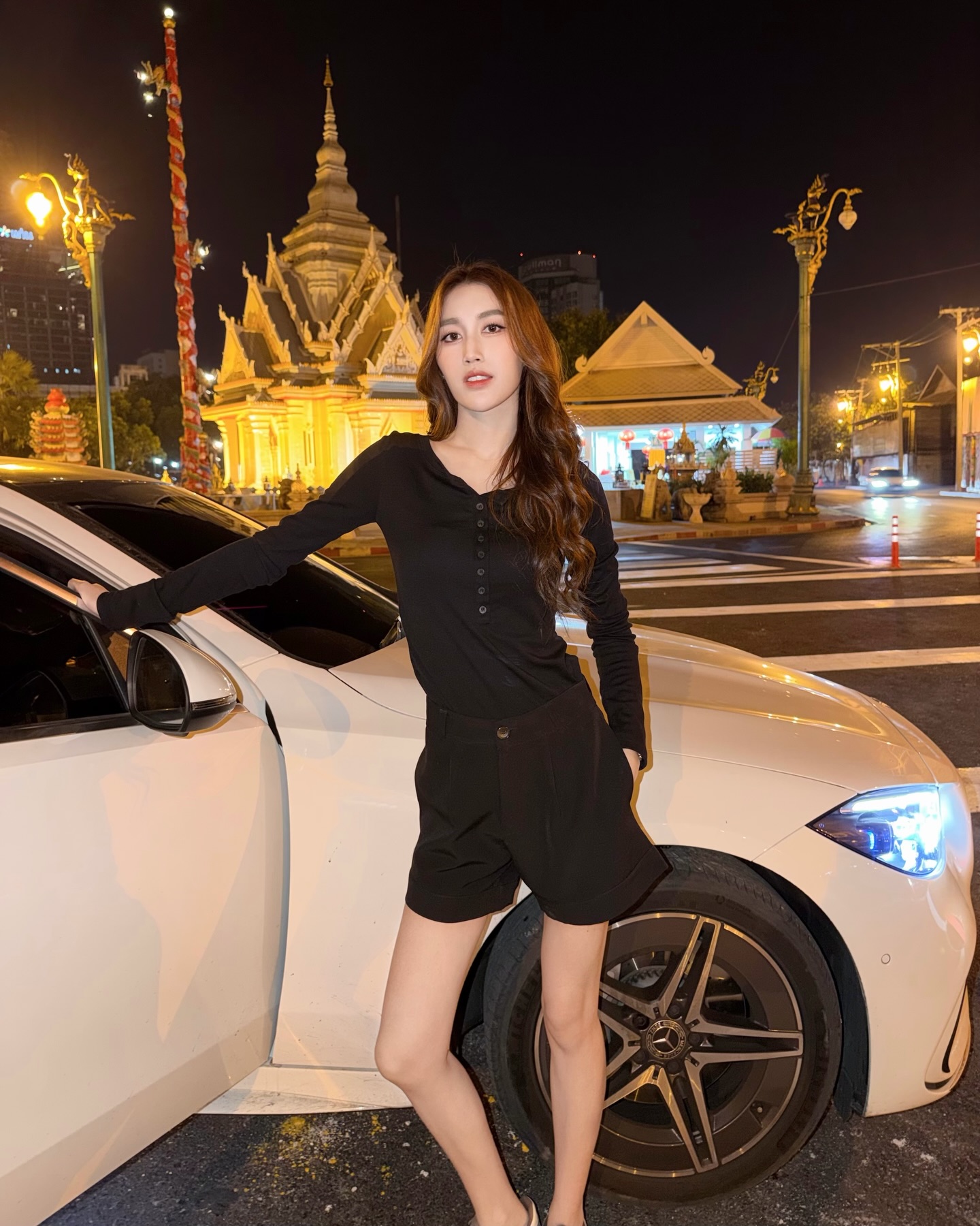 เบส - รักษ์วนีย์ คำสิงห์