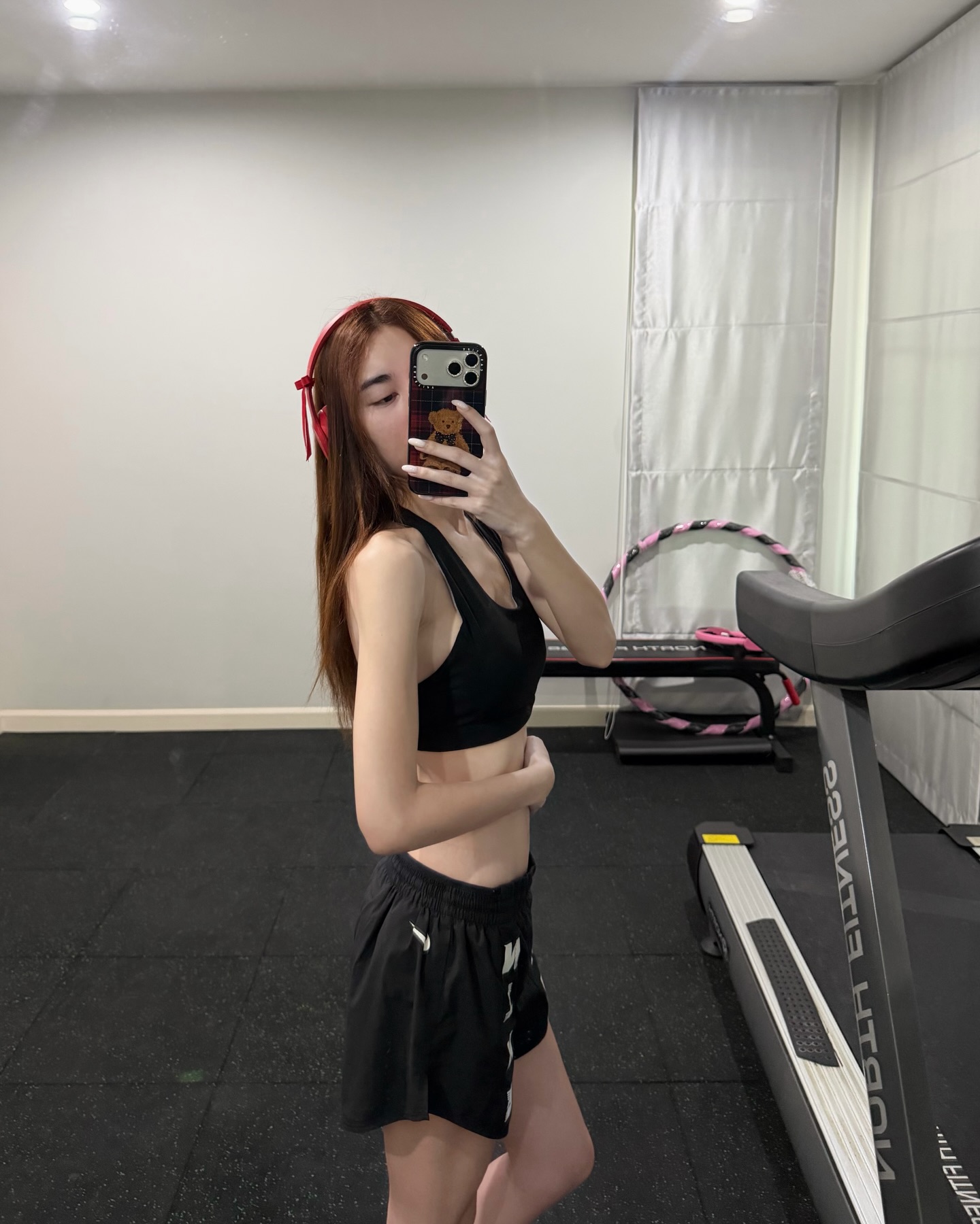 เบส - รักษ์วนีย์ คำสิงห์