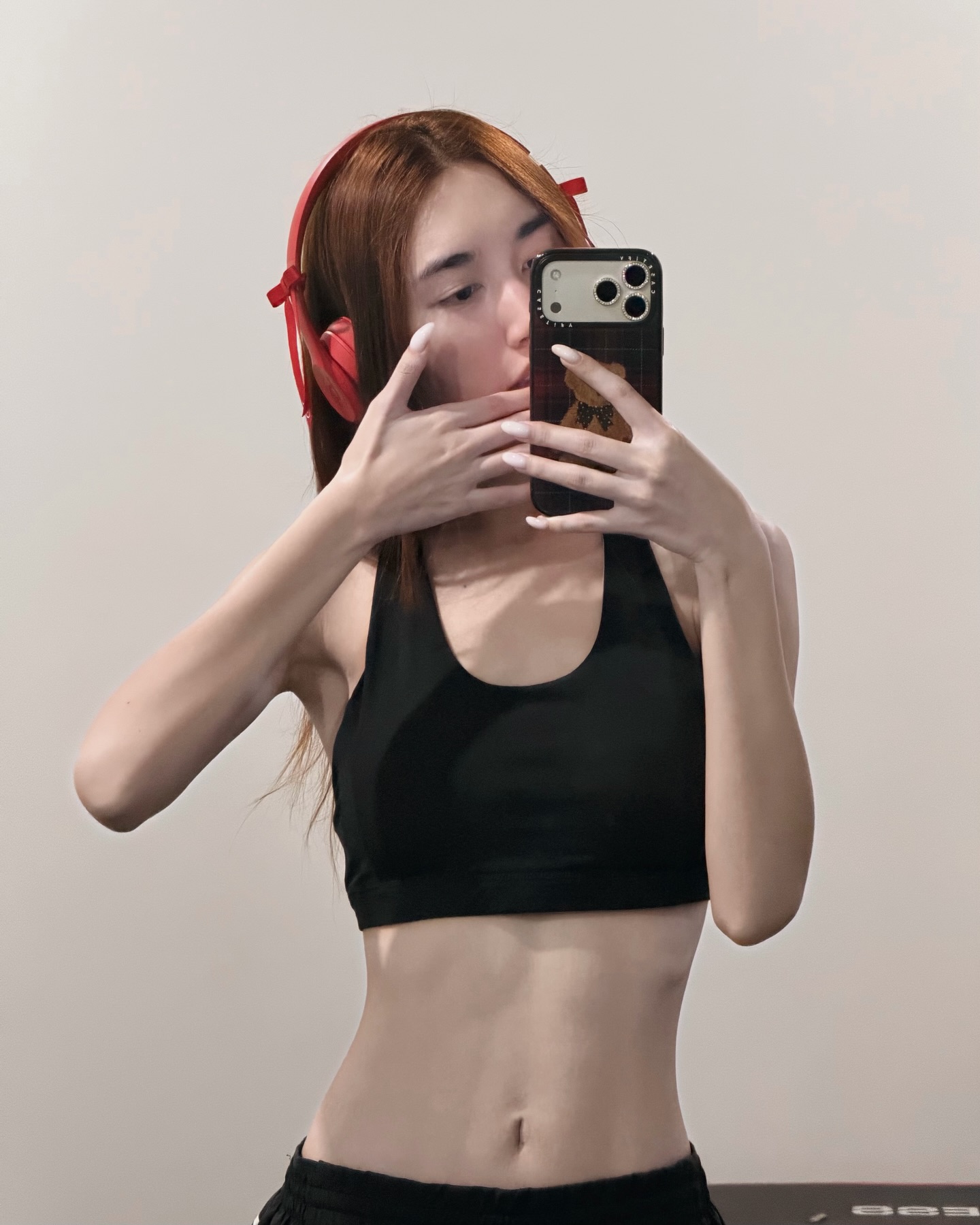 เบส - รักษ์วนีย์ คำสิงห์