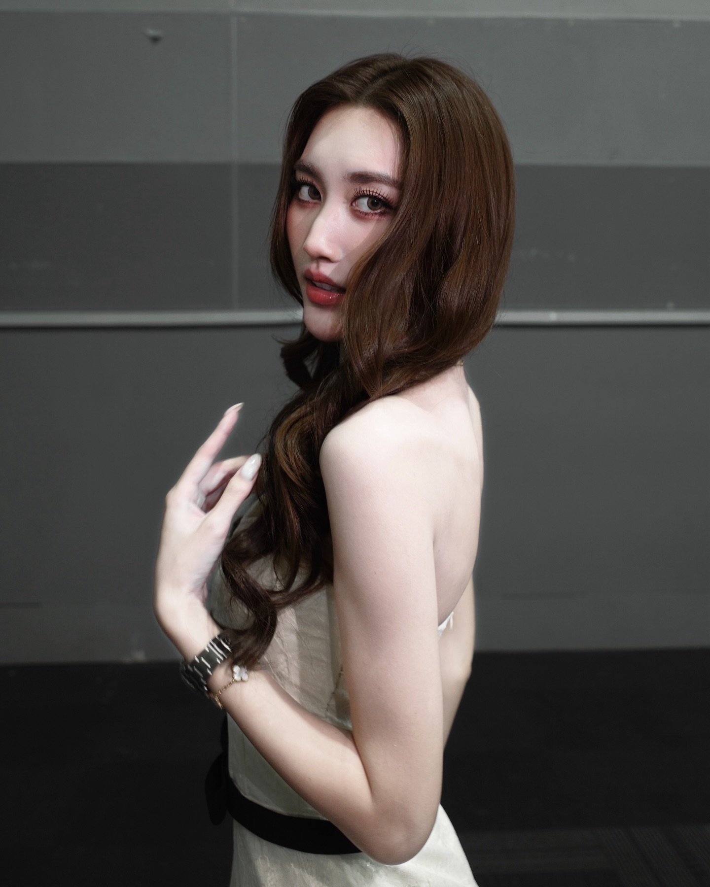 เบส - รักษ์วนีย์ คำสิงห์