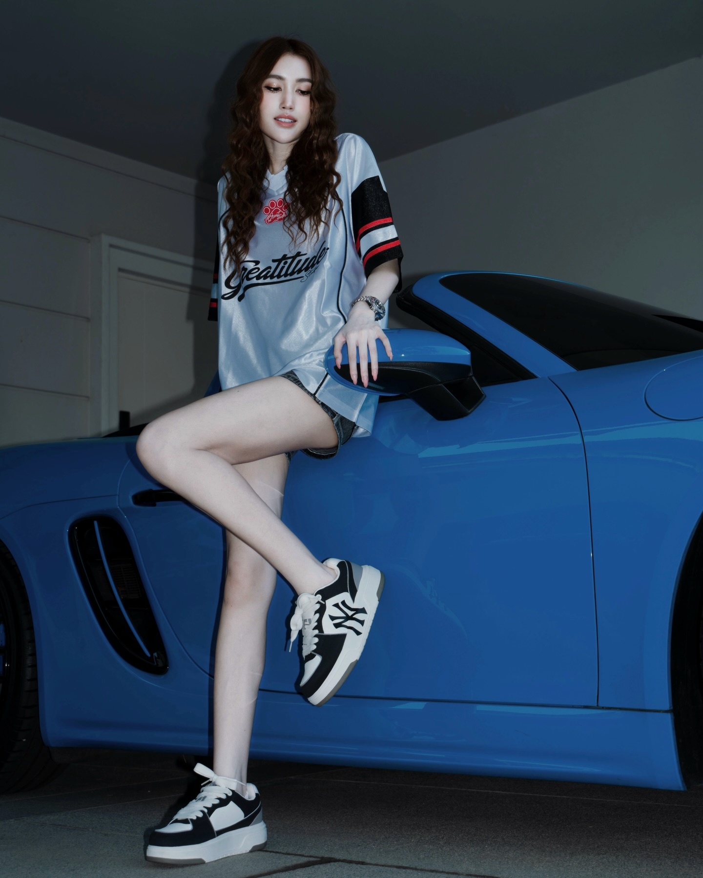 เบส - รักษ์วนีย์ คำสิงห์