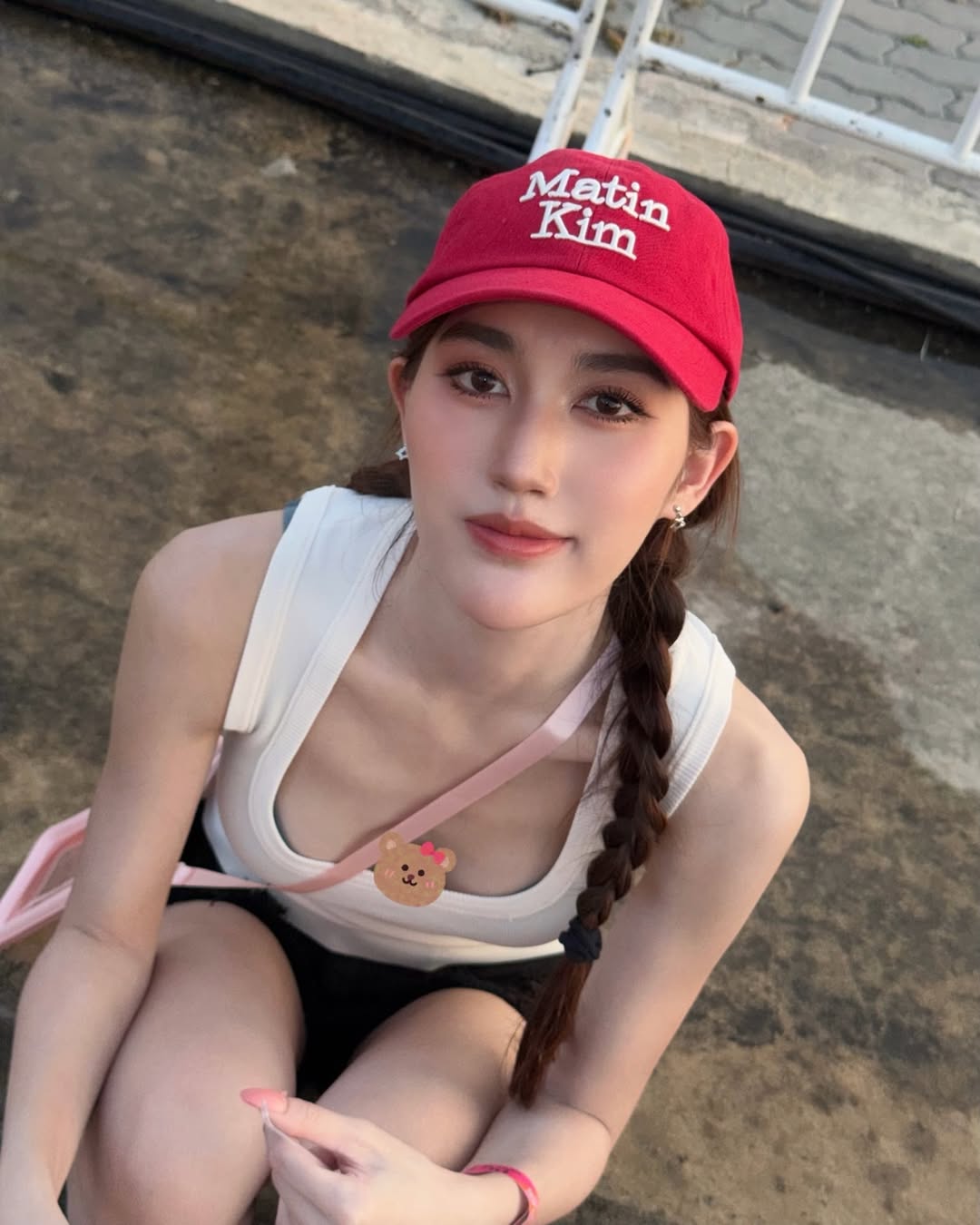 เบส - รักษ์วนีย์ คำสิงห์