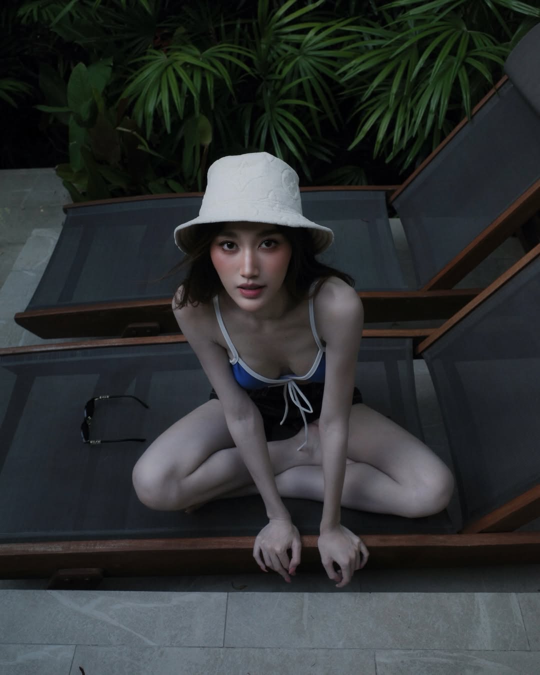 เบส - รักษ์วนีย์ คำสิงห์