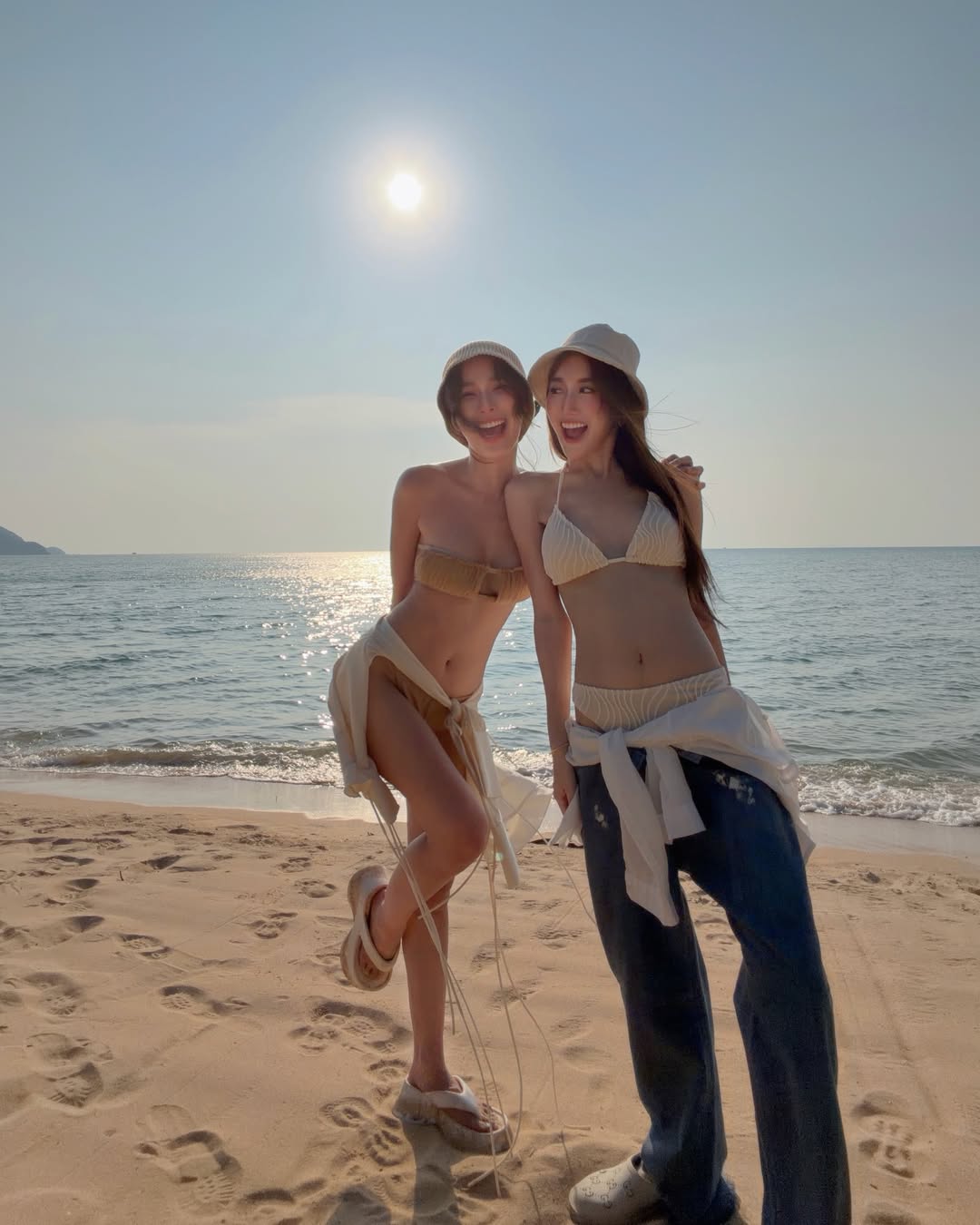 เบส - รักษ์วนีย์ คำสิงห์