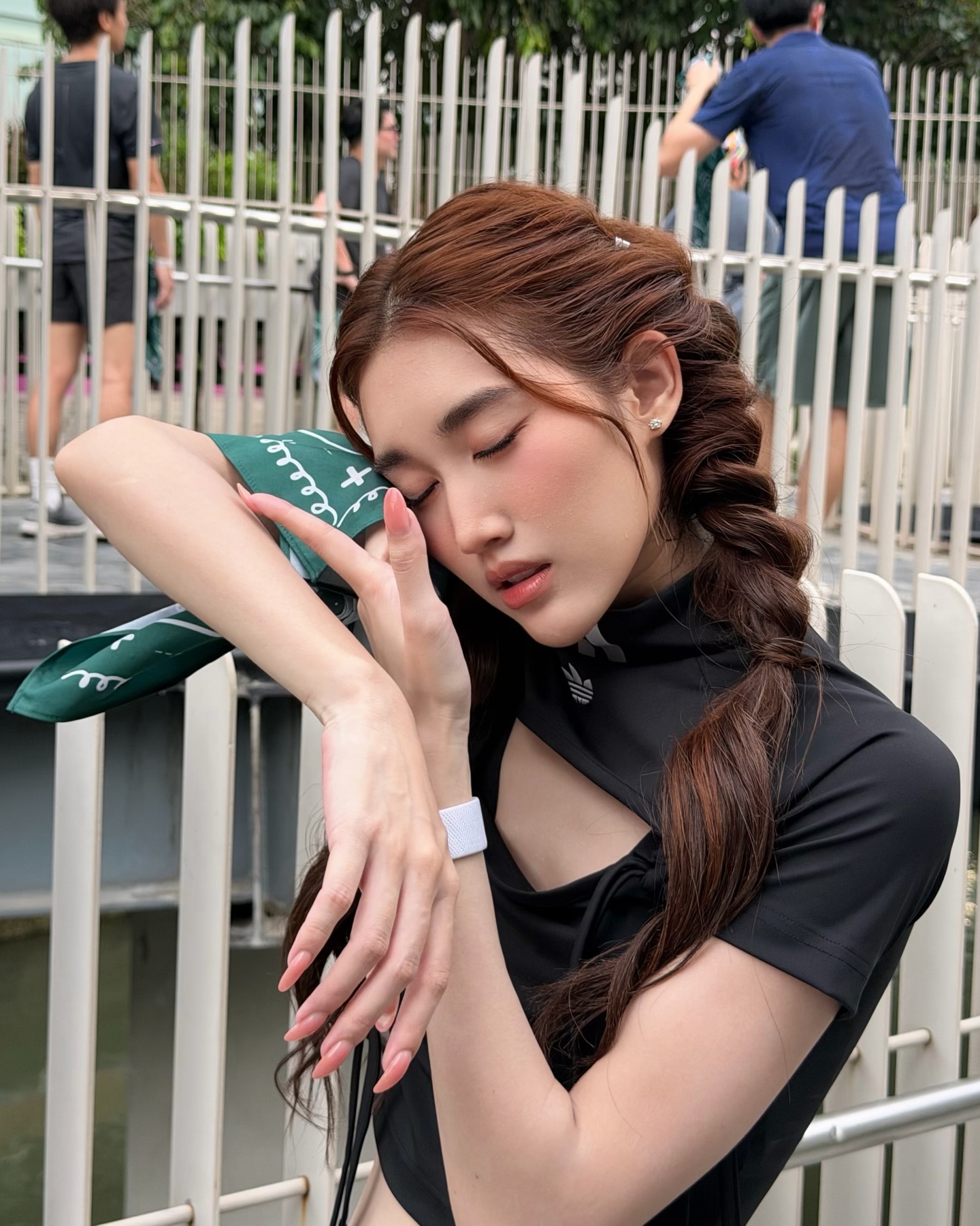 เบส - รักษ์วนีย์ คำสิงห์