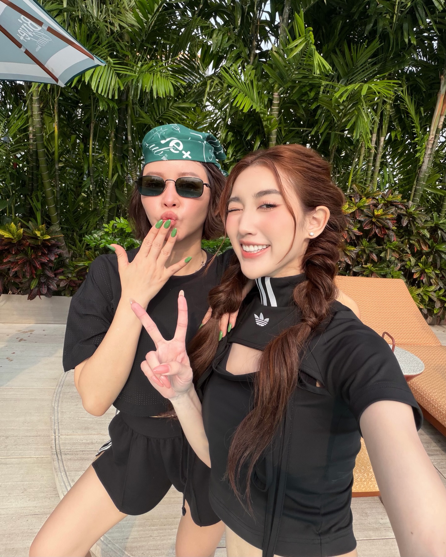 เบส - รักษ์วนีย์ คำสิงห์