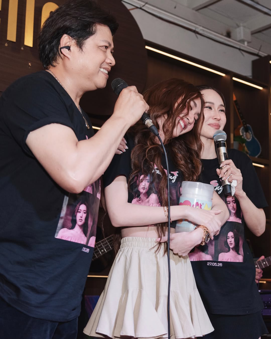 เบส - รักษ์วนีย์ คำสิงห์