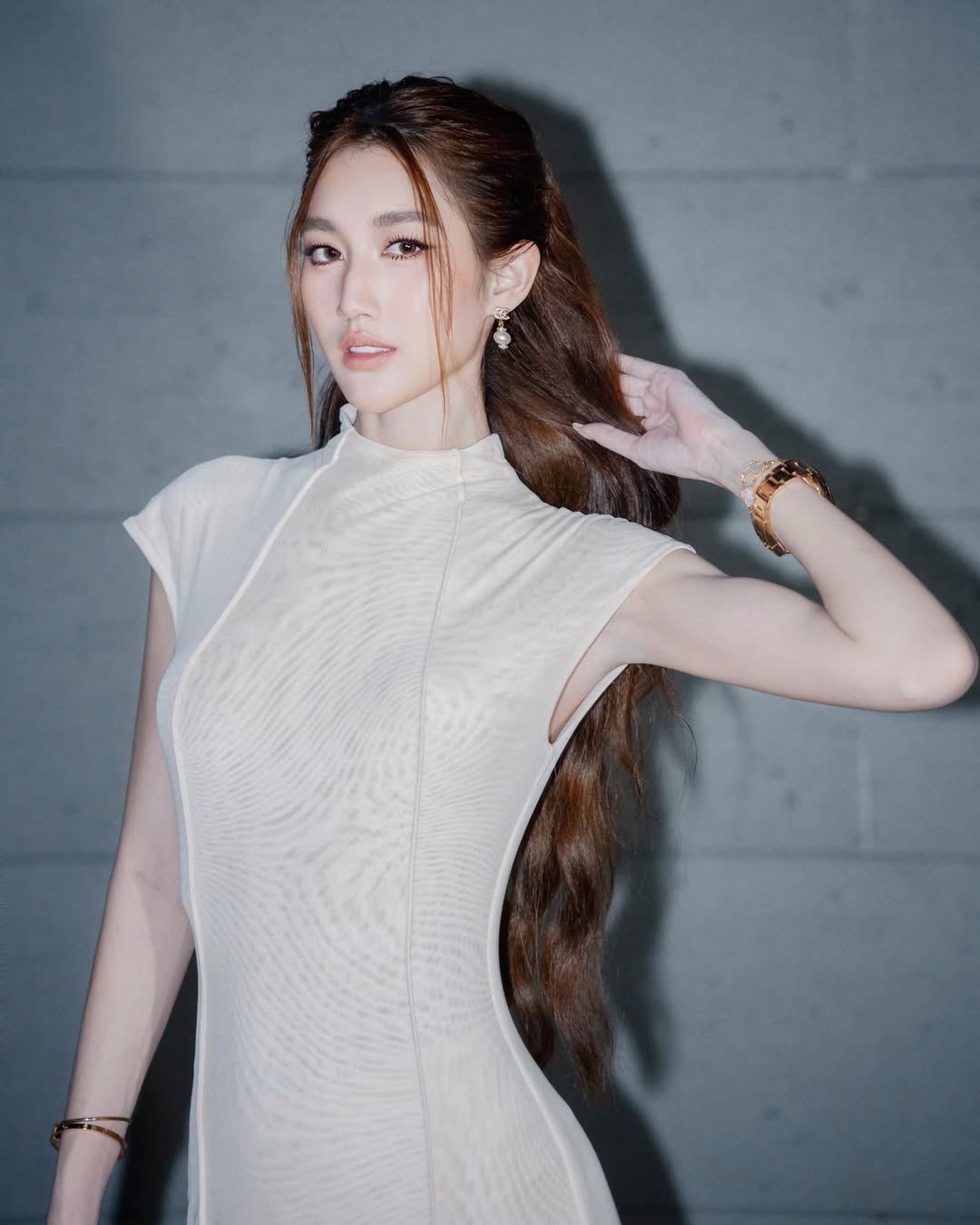 เบส - รักษ์วนีย์ คำสิงห์