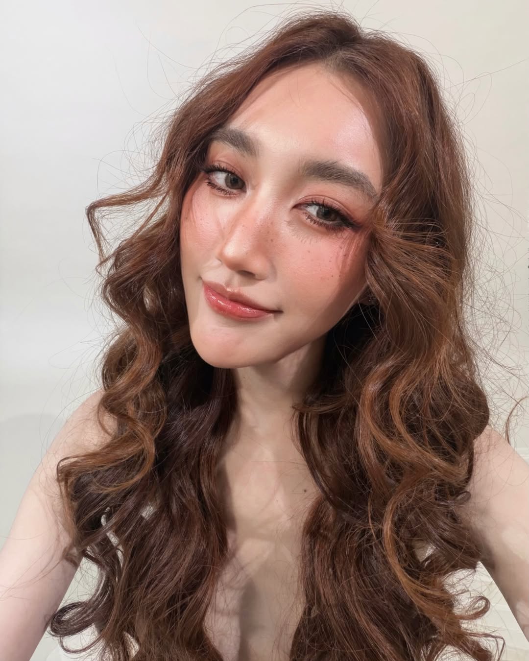เบส - รักษ์วนีย์ คำสิงห์