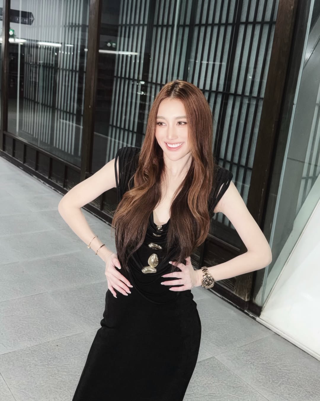 เบส - รักษ์วนีย์ คำสิงห์
