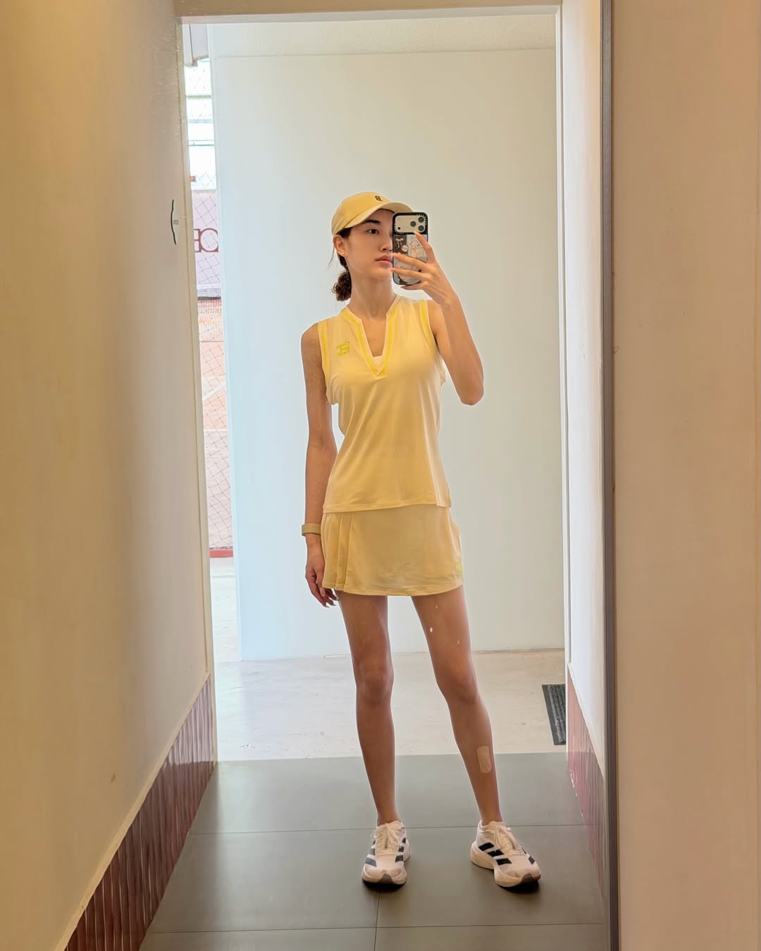 เบส - รักษ์วนีย์ คำสิงห์