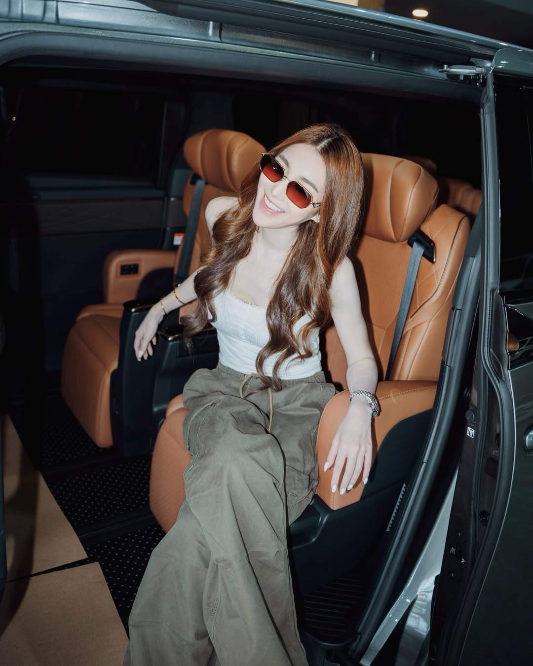 เบส - รักษ์วนีย์ คำสิงห์