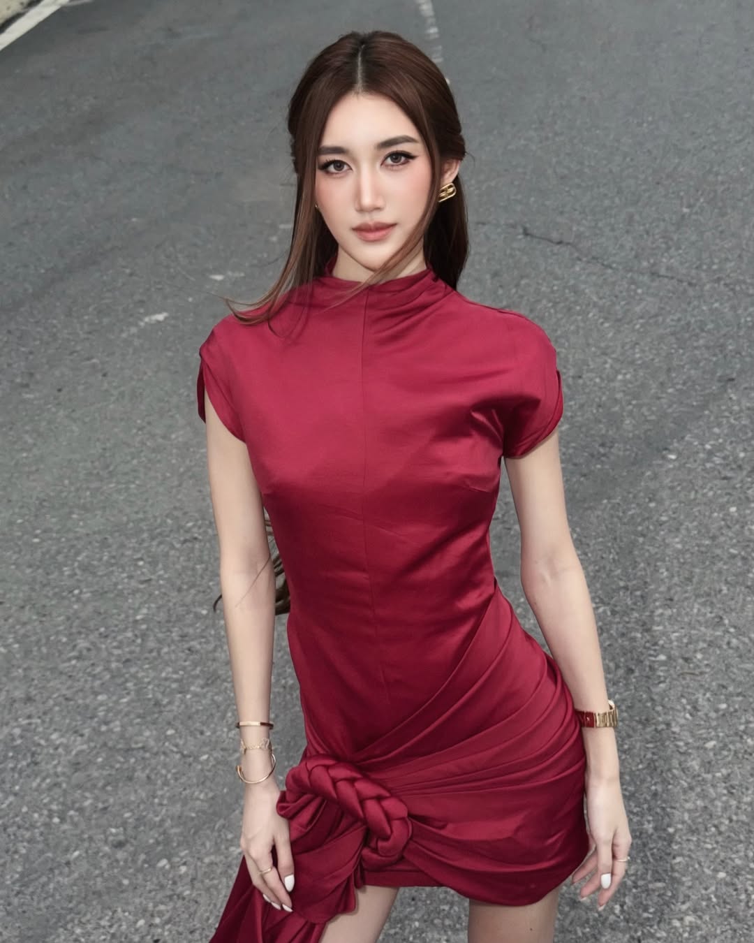 เบส - รักษ์วนีย์ คำสิงห์
