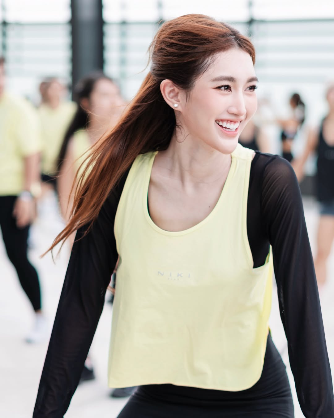 เบส - รักษ์วนีย์ คำสิงห์