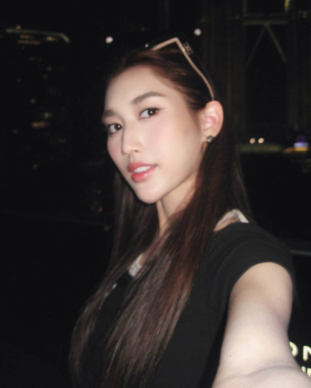 เบส - รักษ์วนีย์ คำสิงห์