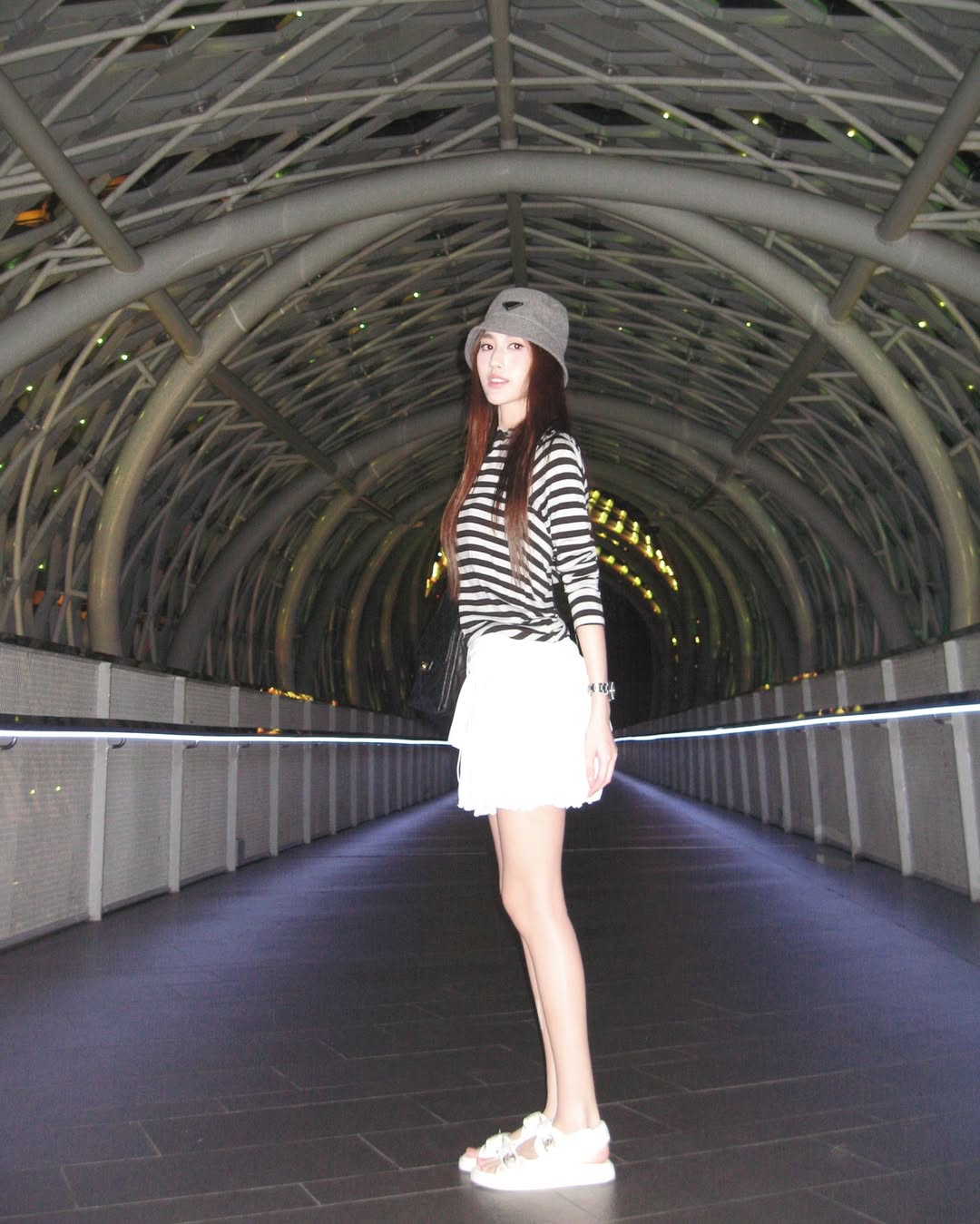 เบส - รักษ์วนีย์ คำสิงห์