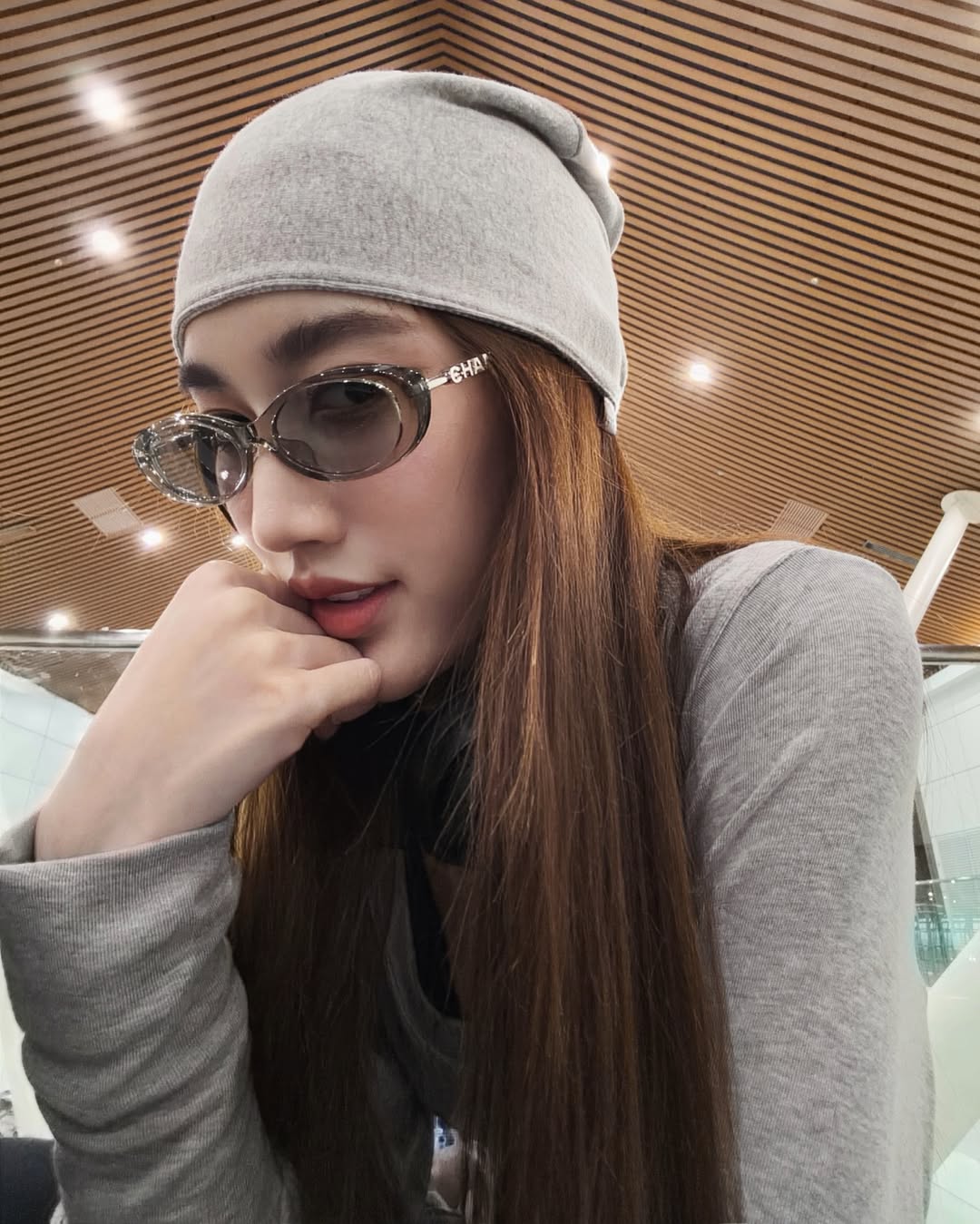 เบส - รักษ์วนีย์ คำสิงห์