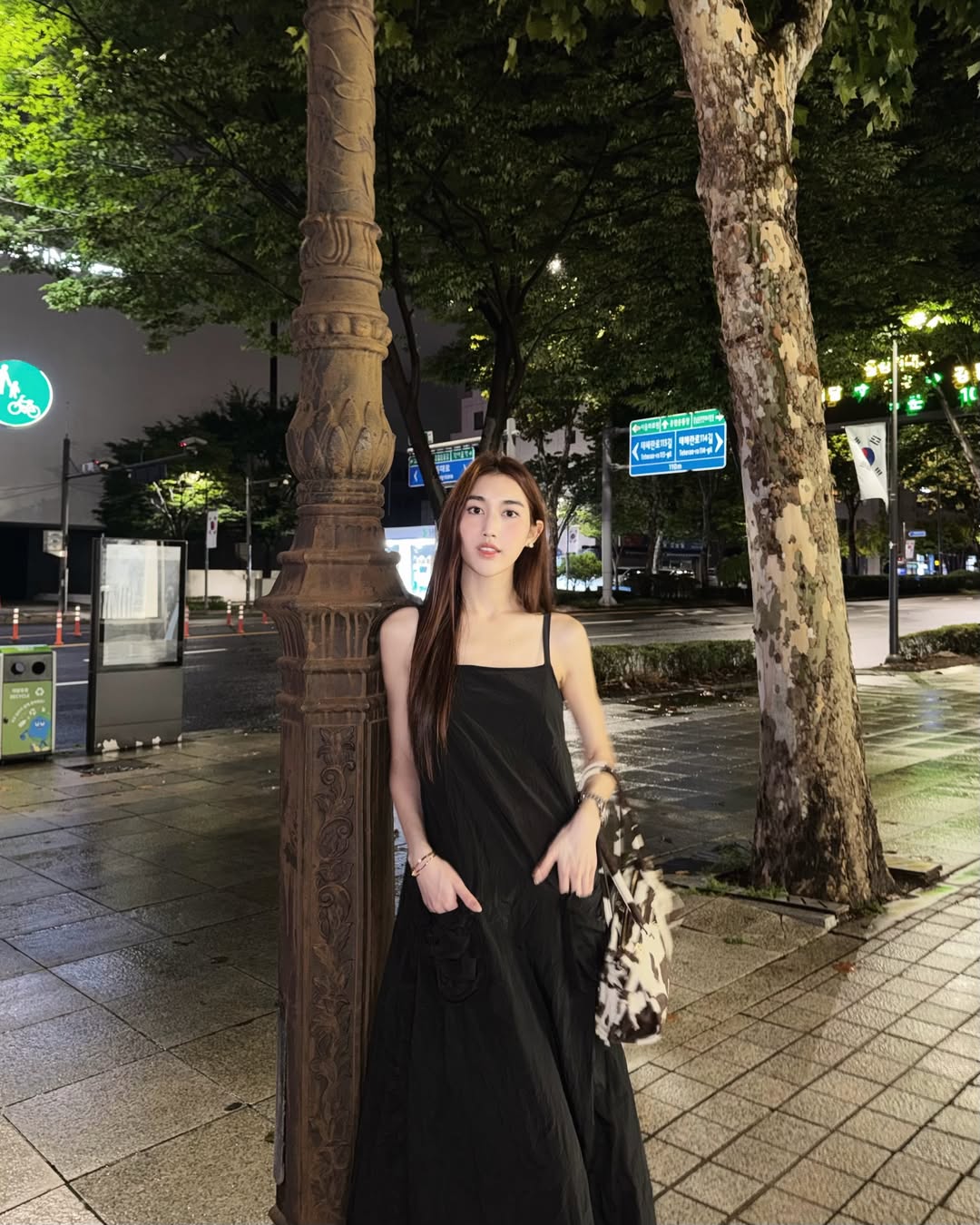 เบส - รักษ์วนีย์ คำสิงห์