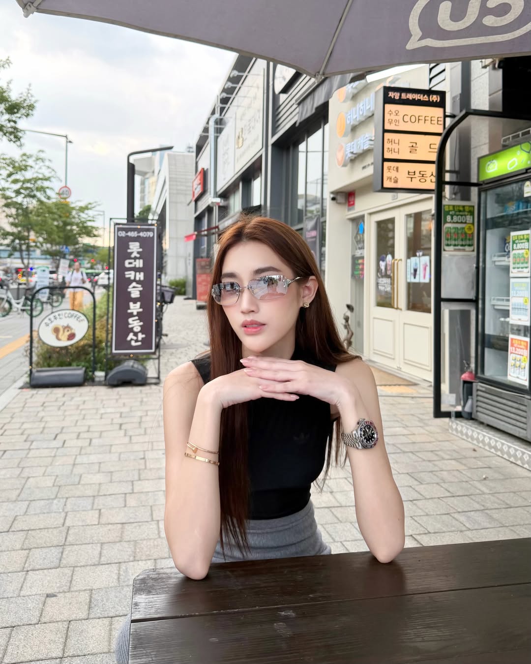 เบส - รักษ์วนีย์ คำสิงห์