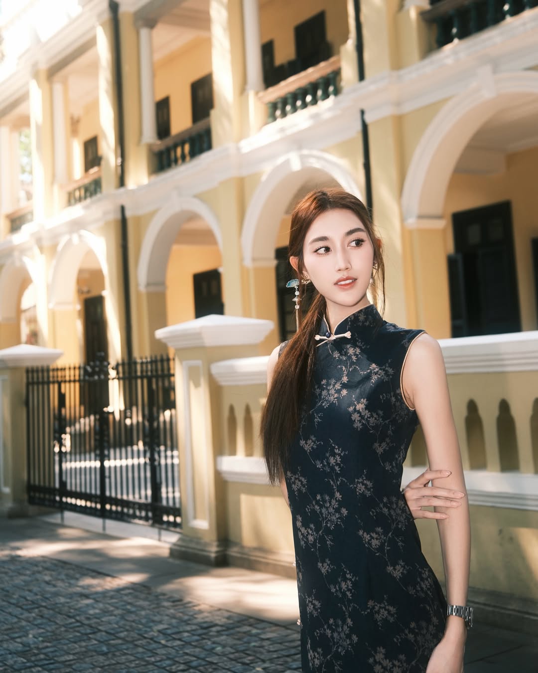 เบส - รักษ์วนีย์ คำสิงห์