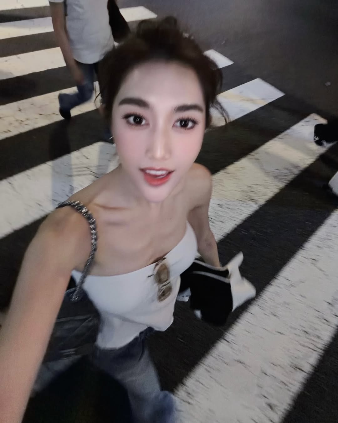 เบส - รักษ์วนีย์ คำสิงห์