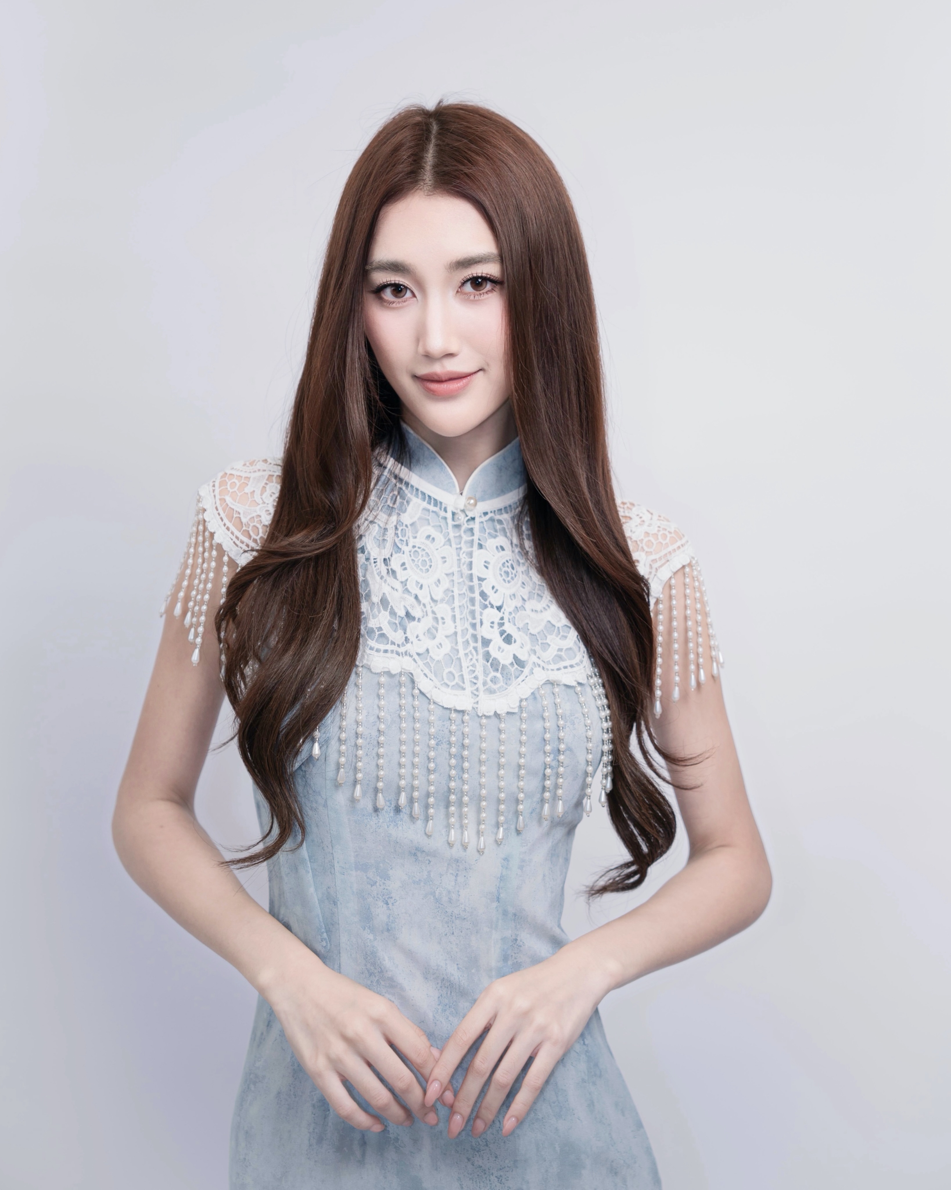 เบส - รักษ์วนีย์ คำสิงห์