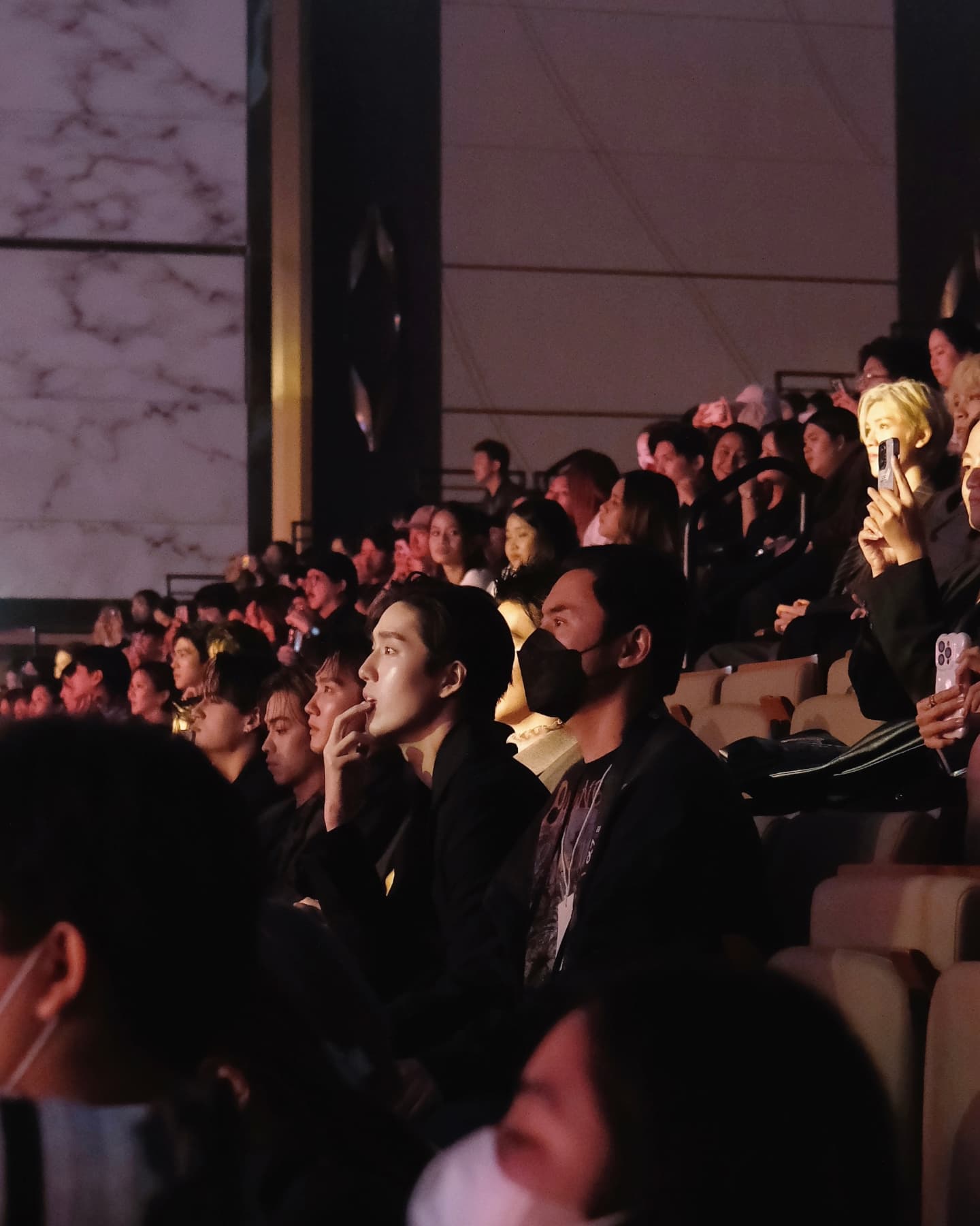 ต่อ - ธนภพ ลีรัตนขจร