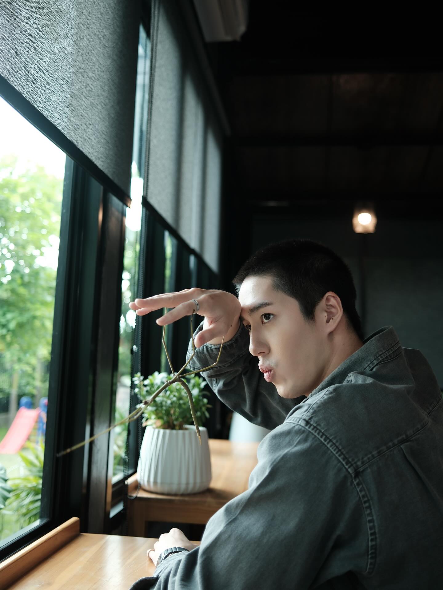ต่อ - ธนภพ ลีรัตนขจร