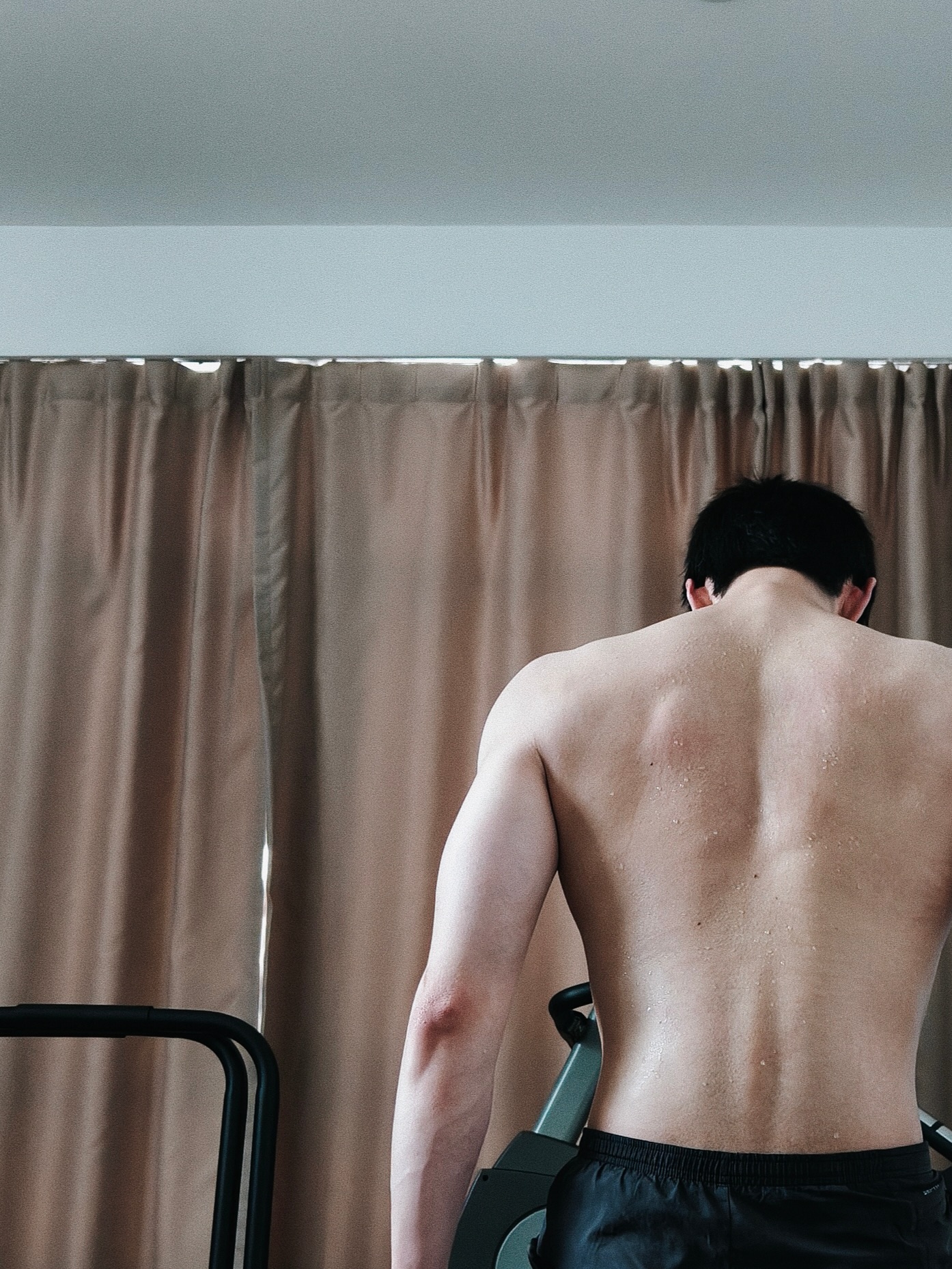 ต่อ - ธนภพ ลีรัตนขจร