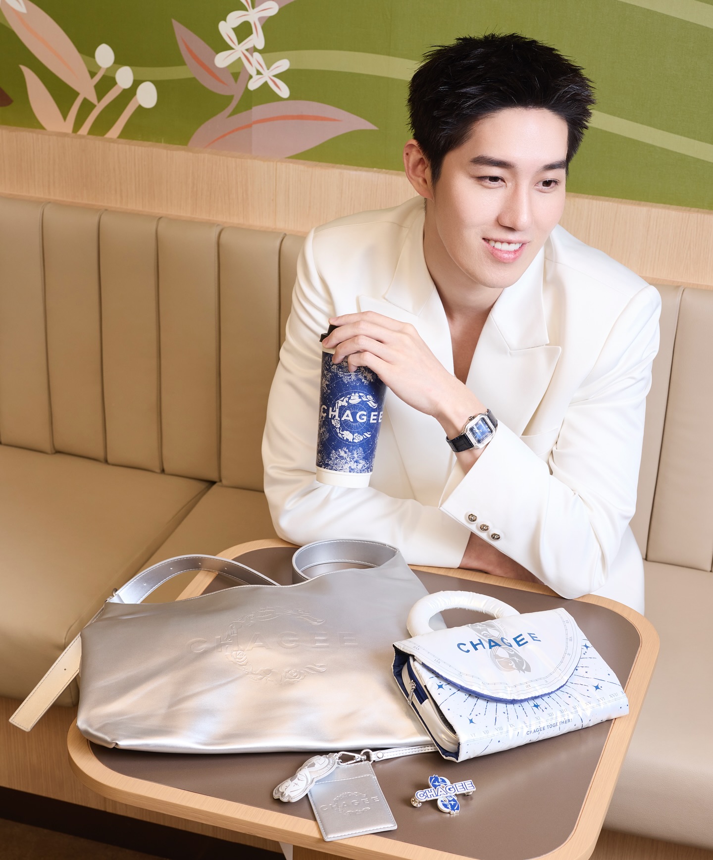 ต่อ - ธนภพ ลีรัตนขจร