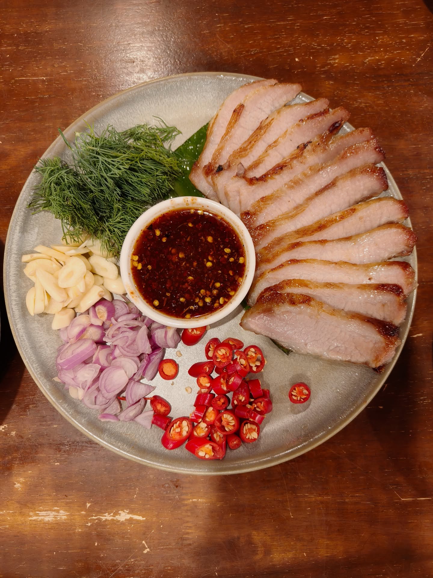 ต่อ - ธนภพ ลีรัตนขจร