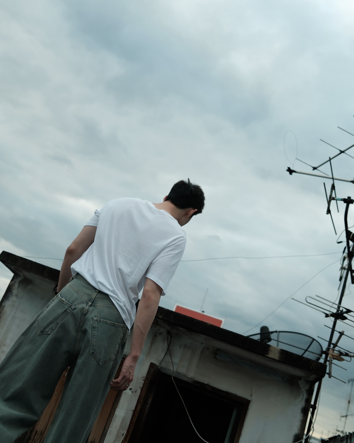 ต่อ - ธนภพ ลีรัตนขจร