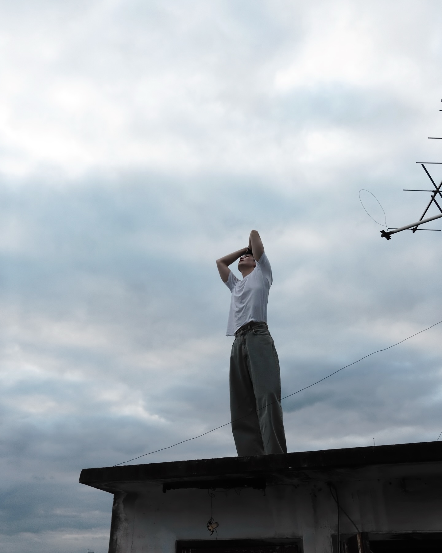 ต่อ - ธนภพ ลีรัตนขจร