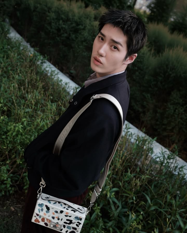 ต่อ - ธนภพ ลีรัตนขจร