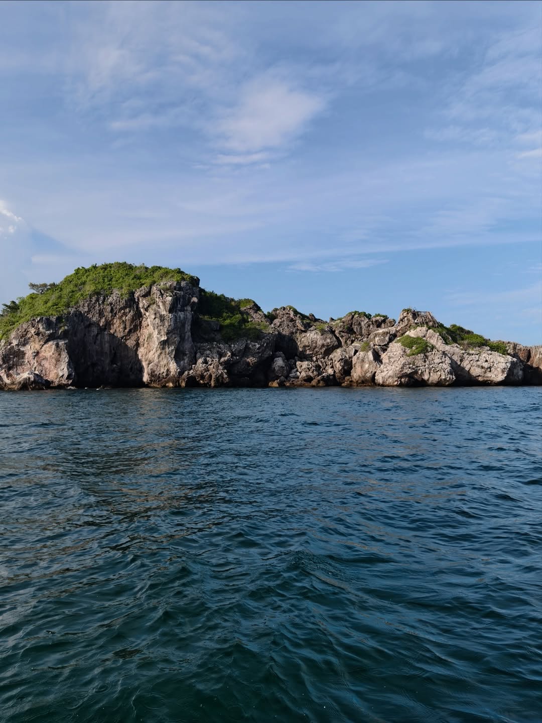 ต่อ - ธนภพ ลีรัตนขจร