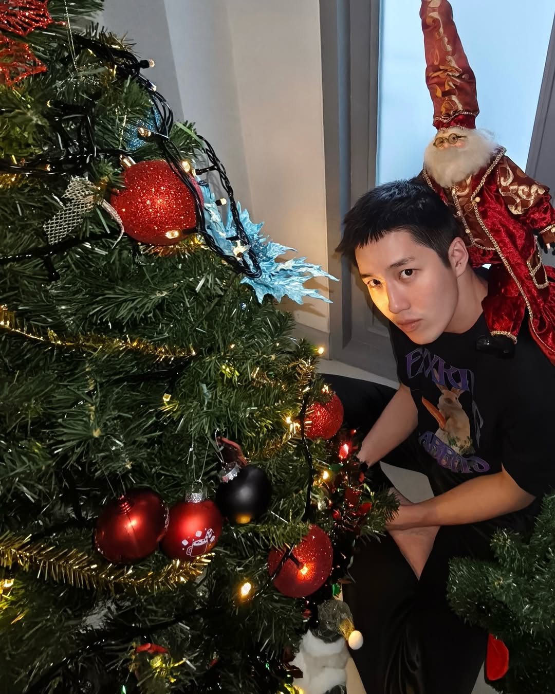 ต่อ - ธนภพ ลีรัตนขจร