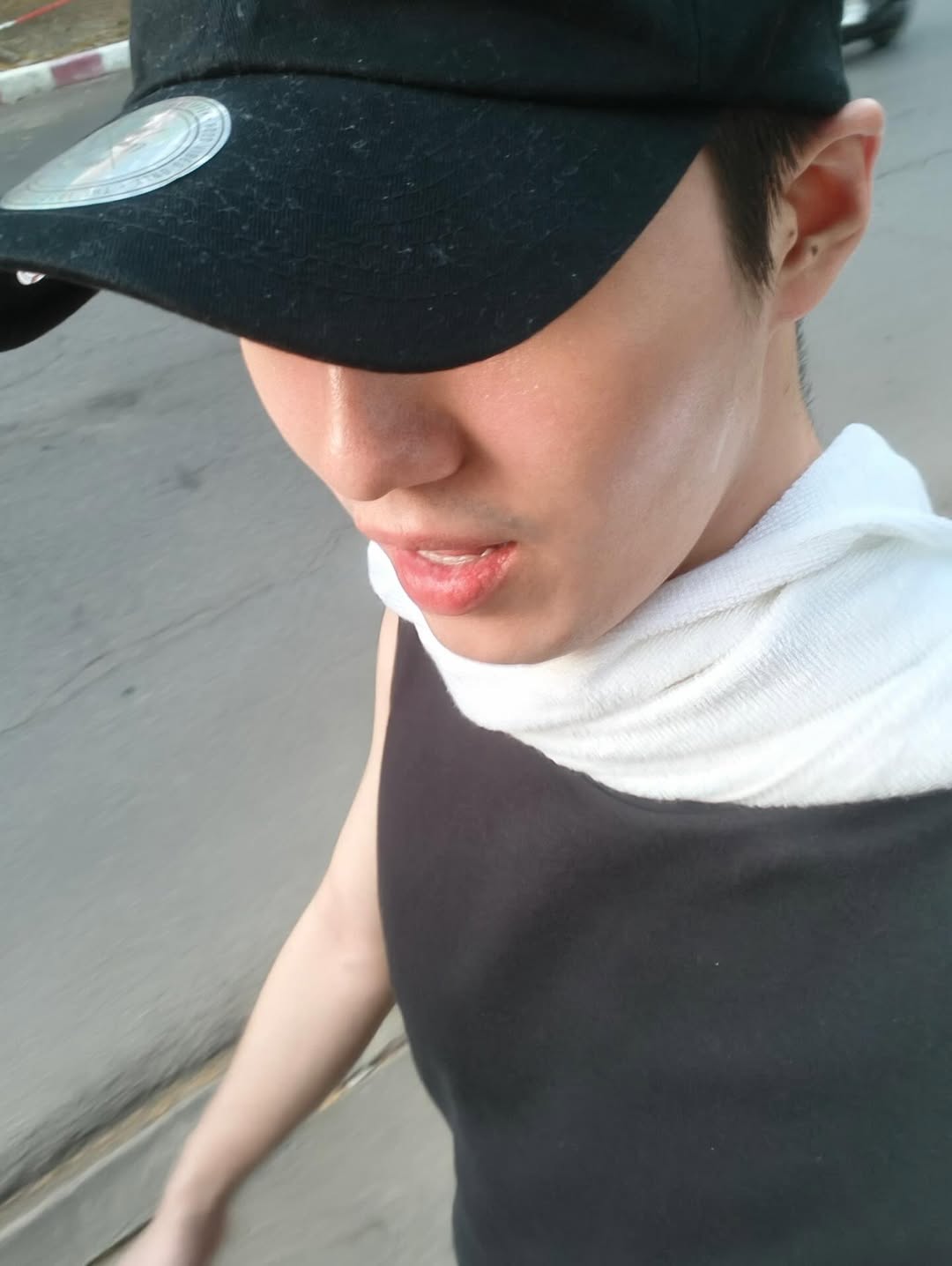 ต่อ - ธนภพ ลีรัตนขจร