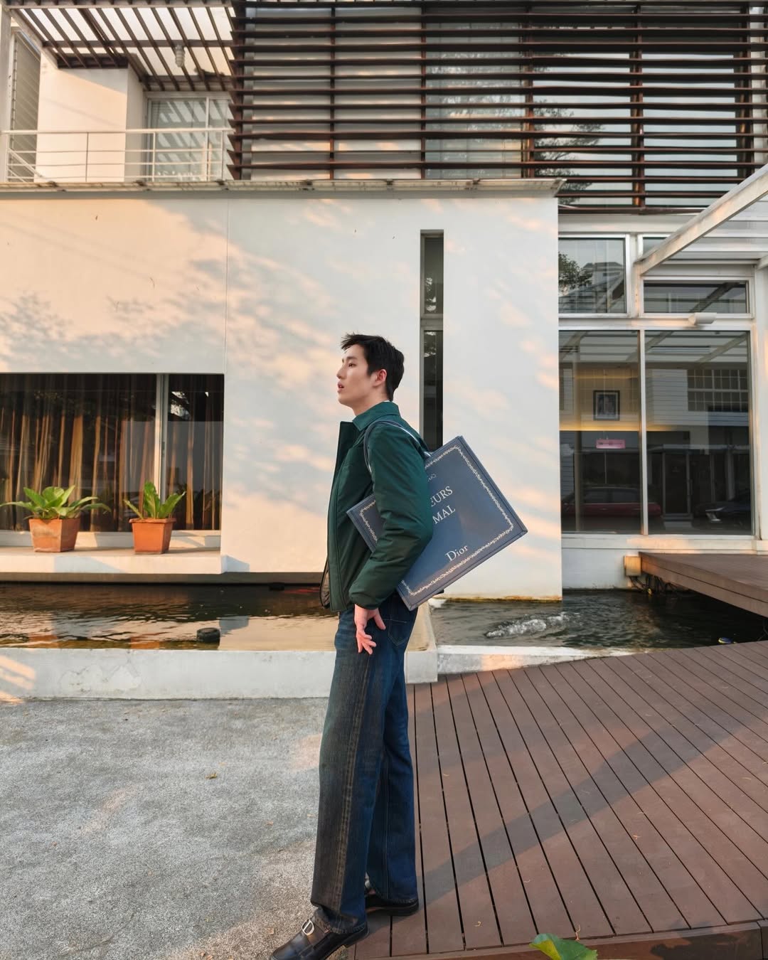 ต่อ - ธนภพ ลีรัตนขจร