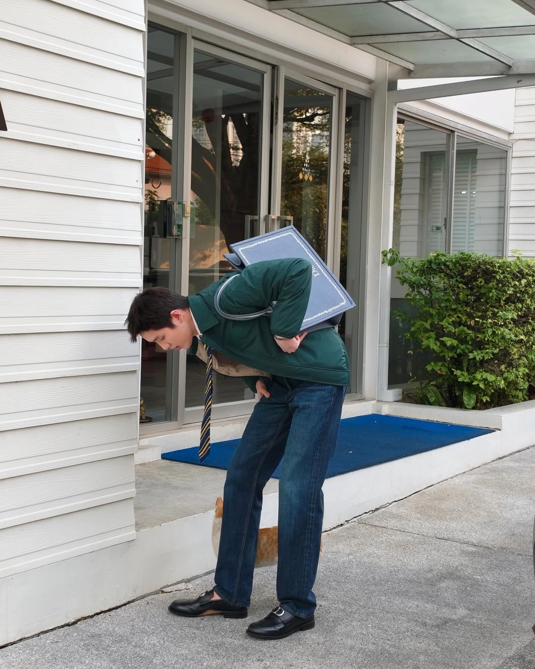 ต่อ - ธนภพ ลีรัตนขจร