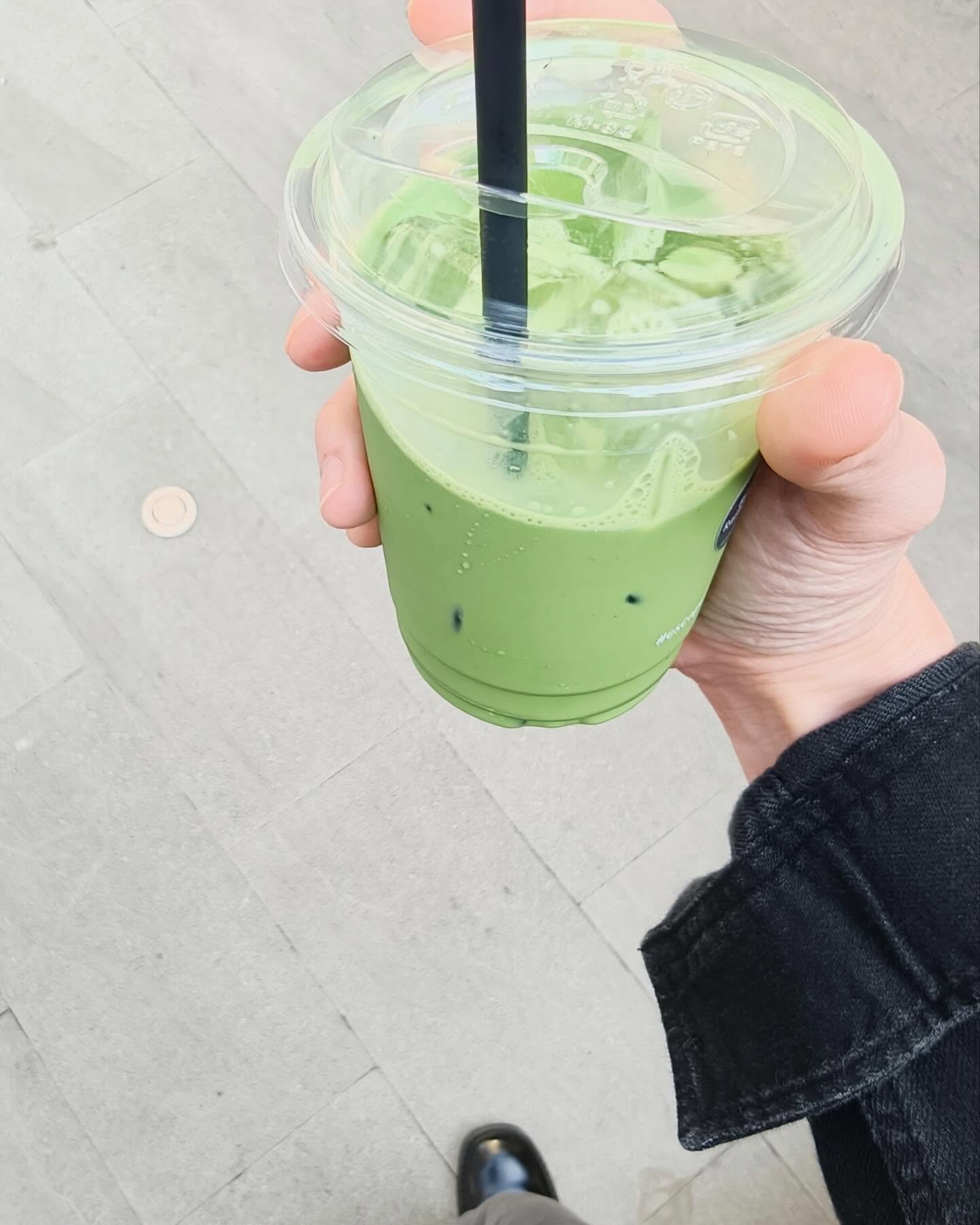 ต่อ - ธนภพ ลีรัตนขจร