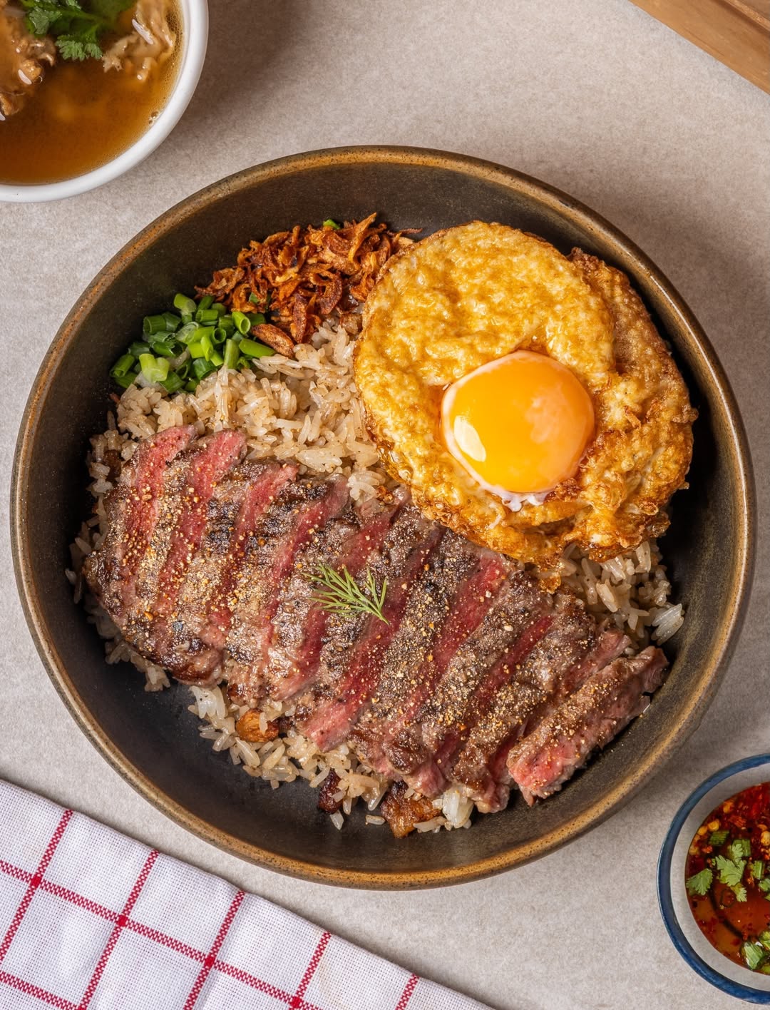 กอล์ฟ - อนุวัฒน์ ชูเชิดรัตนา