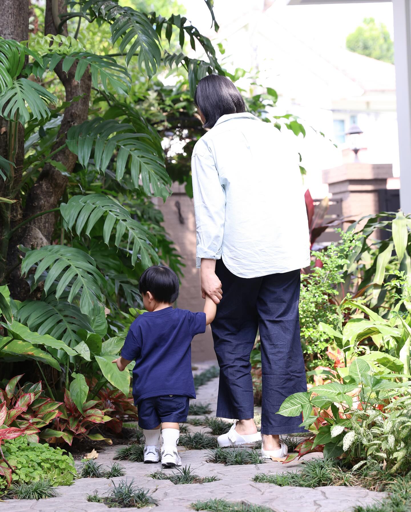 จุ๋ย - วรัทยา นิลคูหา