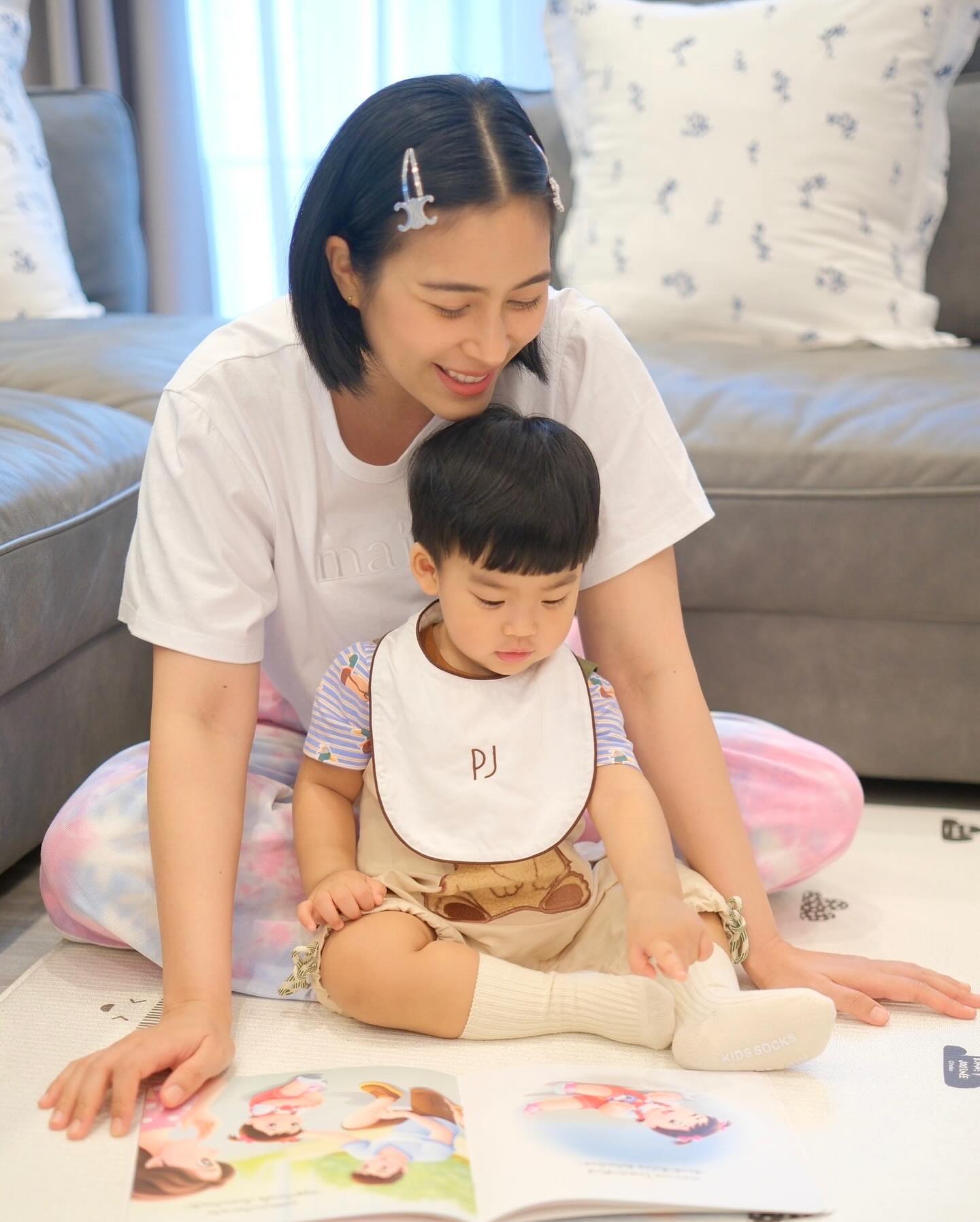 จุ๋ย - วรัทยา นิลคูหา