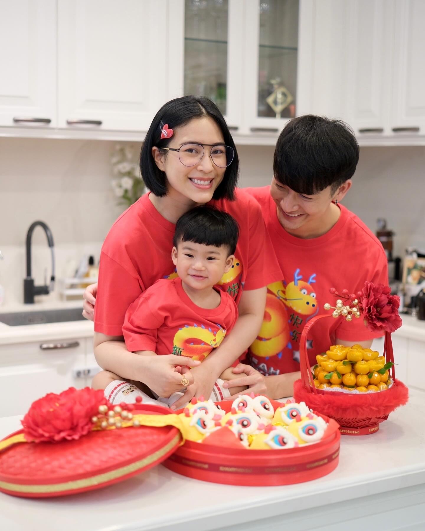 จุ๋ย - วรัทยา นิลคูหา