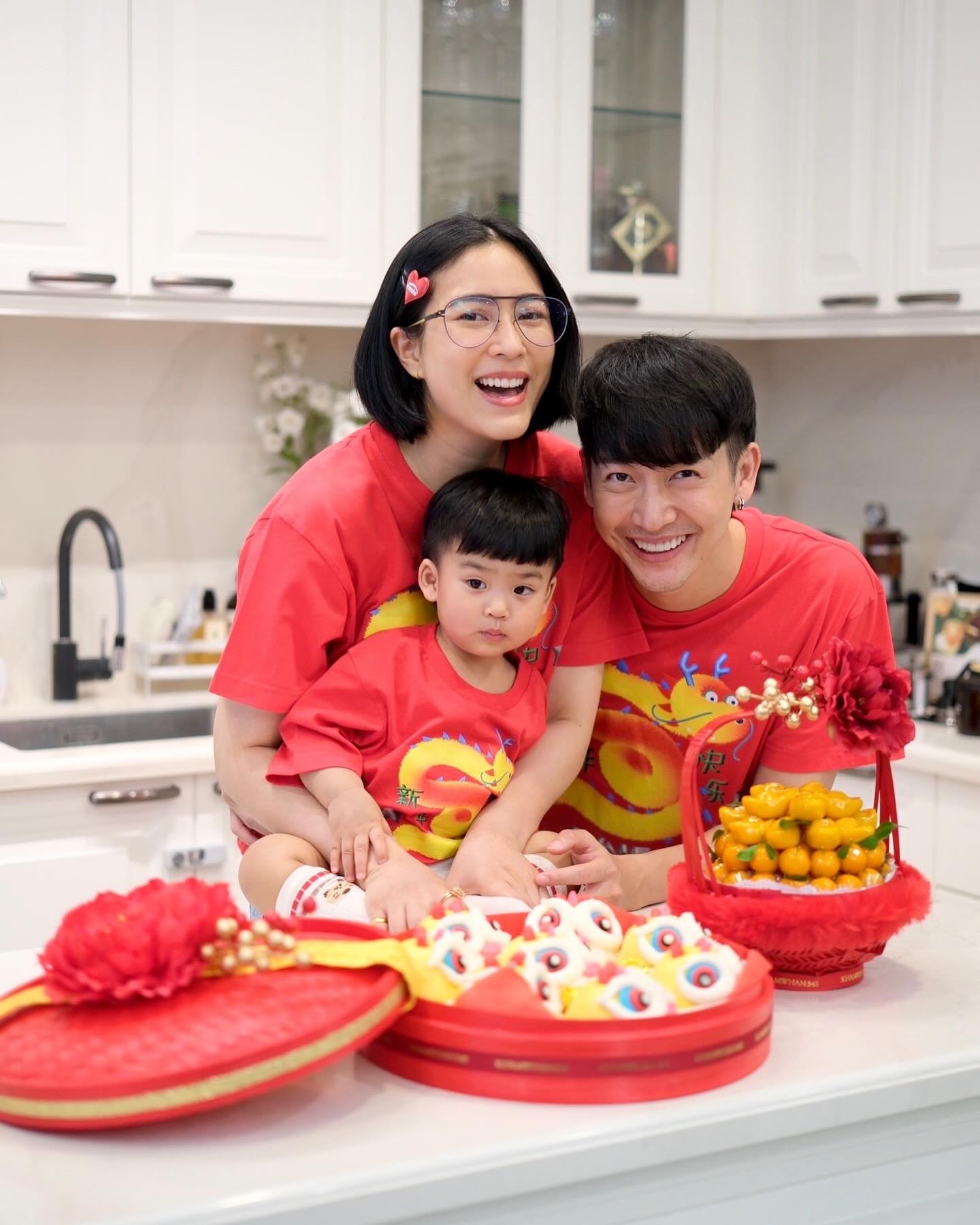 จุ๋ย - วรัทยา นิลคูหา