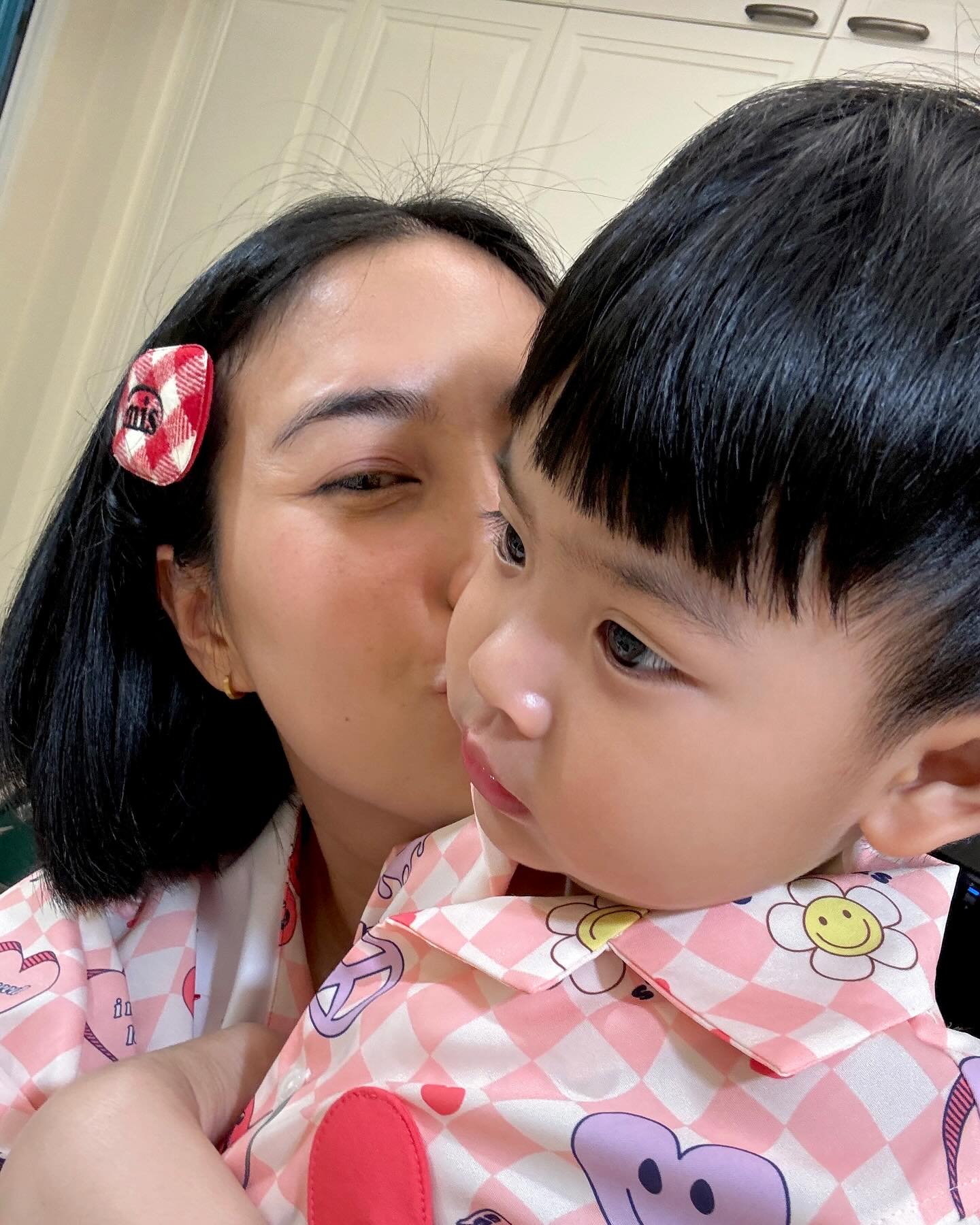จุ๋ย - วรัทยา นิลคูหา