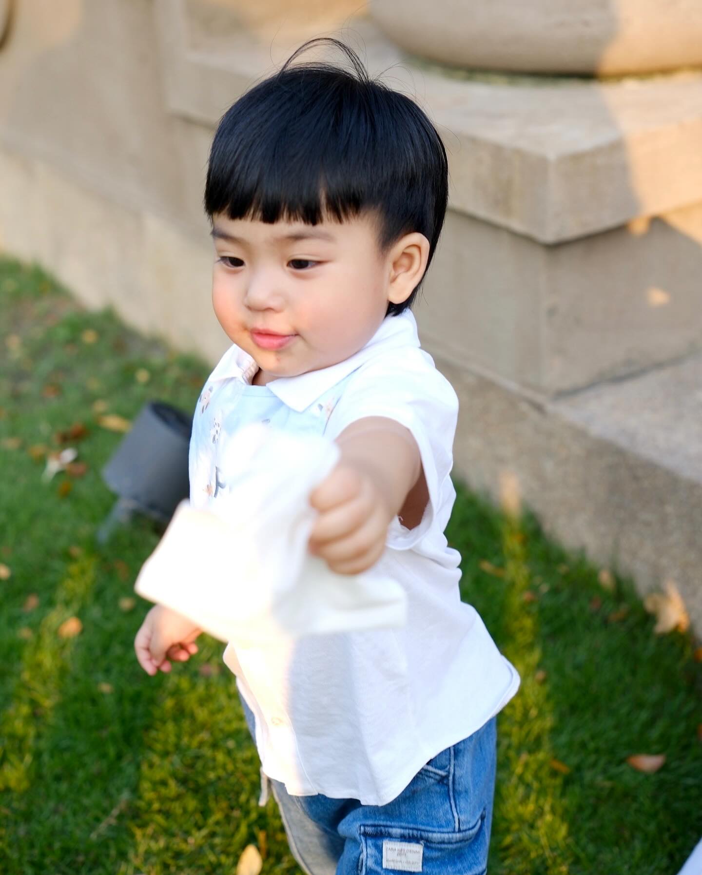 จุ๋ย - วรัทยา นิลคูหา