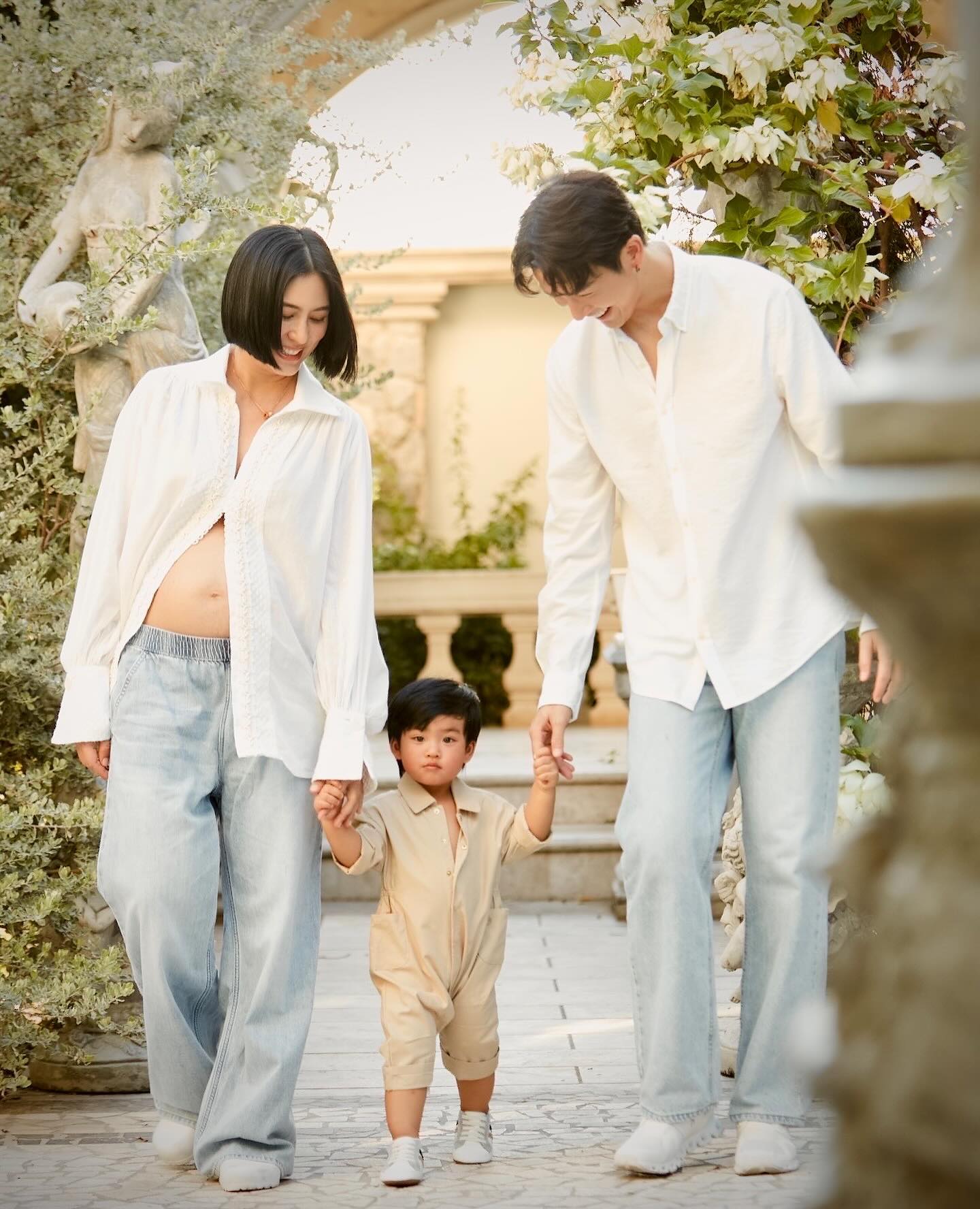 จุ๋ย - วรัทยา นิลคูหา