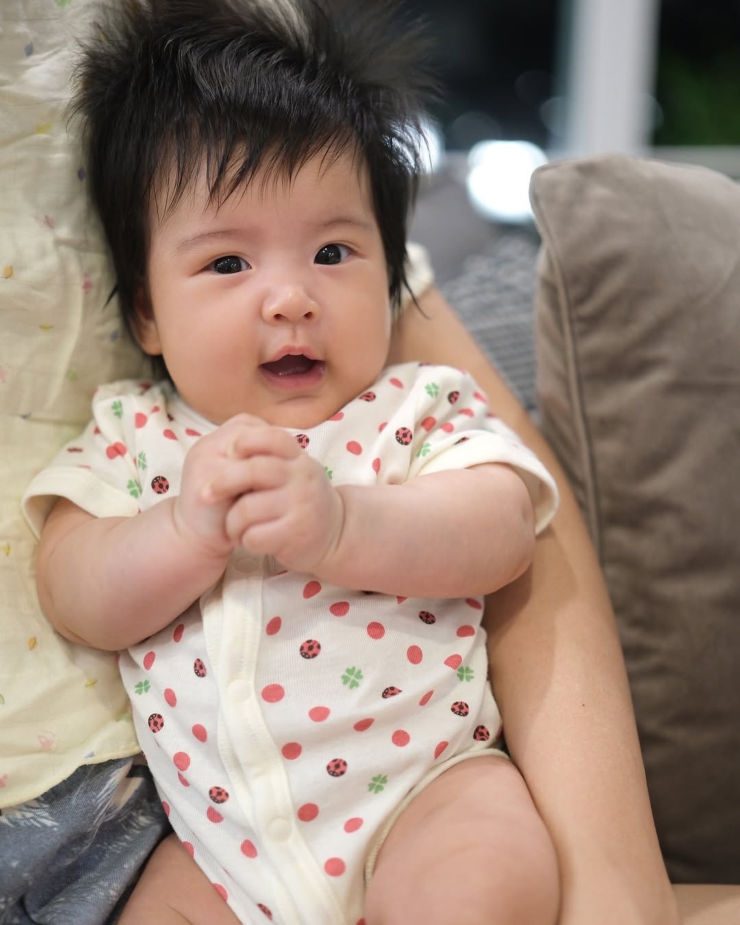 จุ๋ย - วรัทยา นิลคูหา