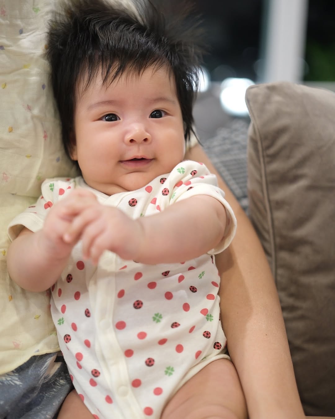 จุ๋ย - วรัทยา นิลคูหา